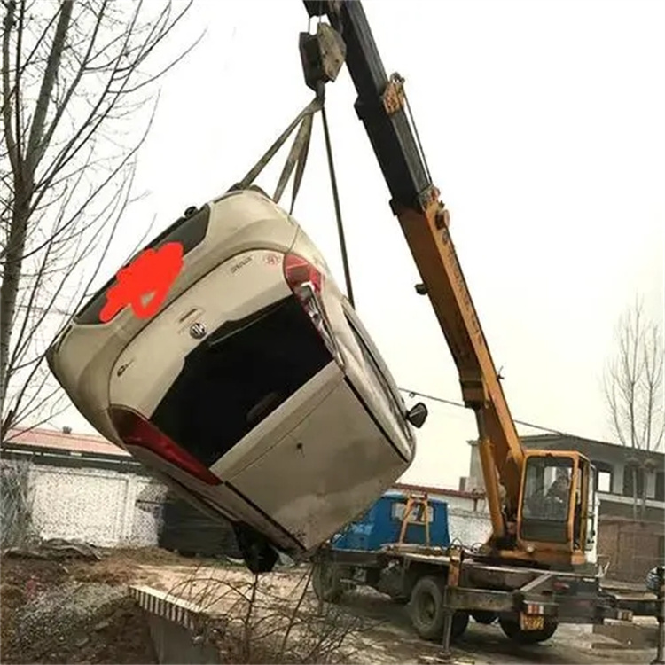 鹰潭余江随时待命，吊车24小时道路救援服务全解析